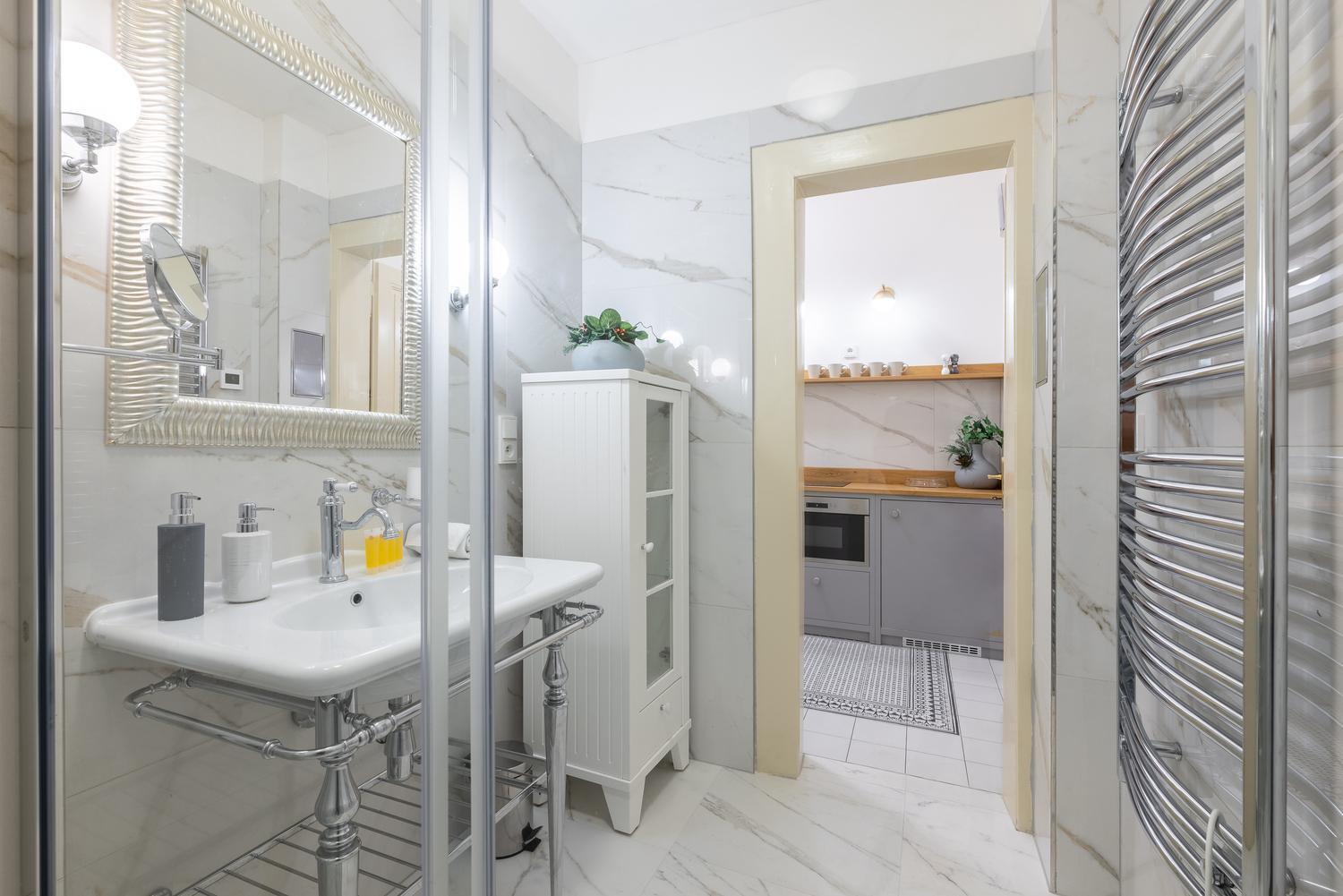 Stylish Old Town Apartment By Easybnb Praha Bagian luar foto